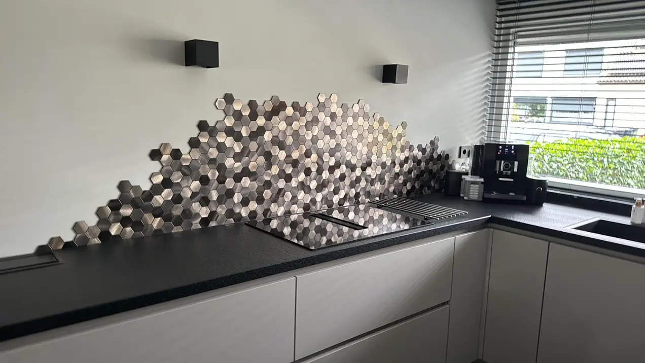 Zelfklevende Mozaïek Steenstrip Hexagon Cobalt Antraciet Goud